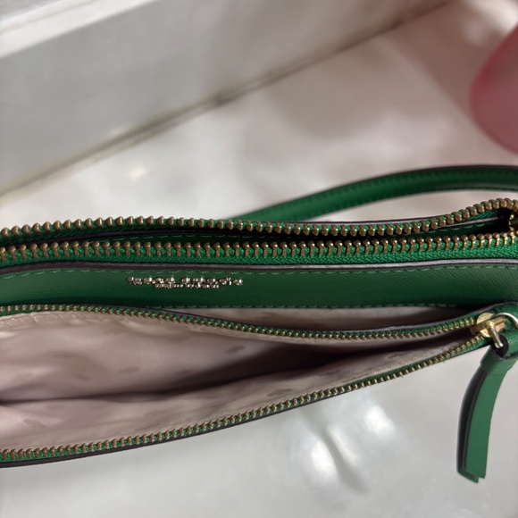 Kate Spade Kelly Green Crossbody Bag - Picture 6 of 6